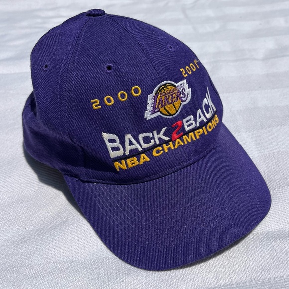 VINTAGE NBA Los Angeles Lakers Rare Purple Back Back Champions